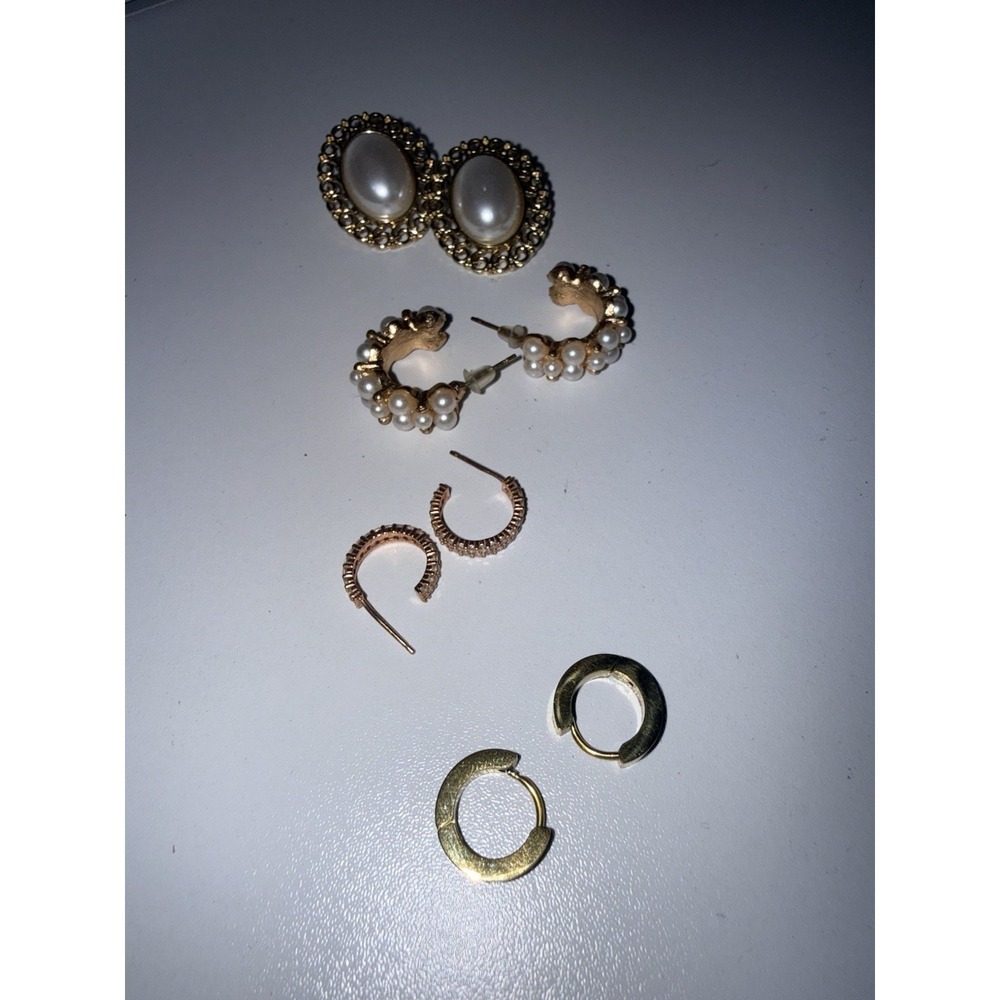 Gold Tone Earrings Lot 4 Pairs Hoop Pierced Statement Fashion Jewelry Chunky